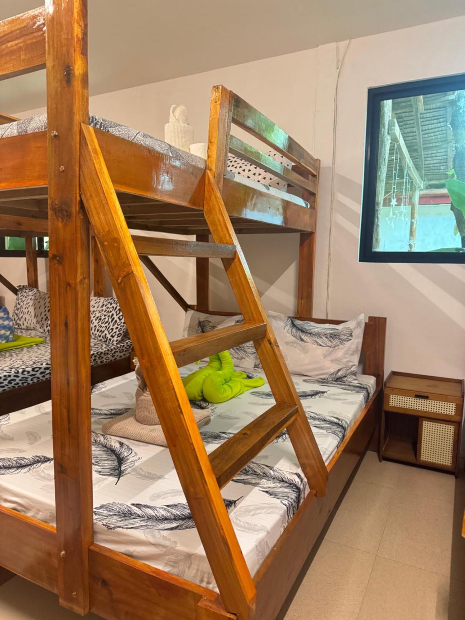 Aquaholik Traveler'S Lodge El Nido Eksteriør bilde